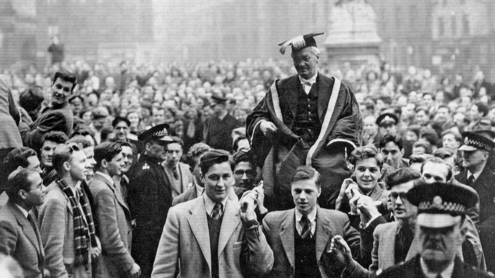 Bioseutica® | Edinburgh University 1952/>
<div class=